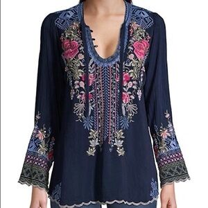 JOHNNY WAS Millie Embroidered Tunic Blouse in navy blue, floral embroidery. EUC